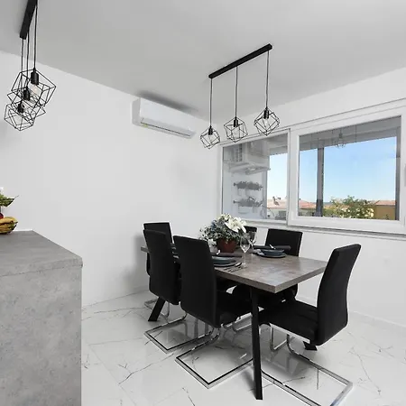 Niko Apartmán
